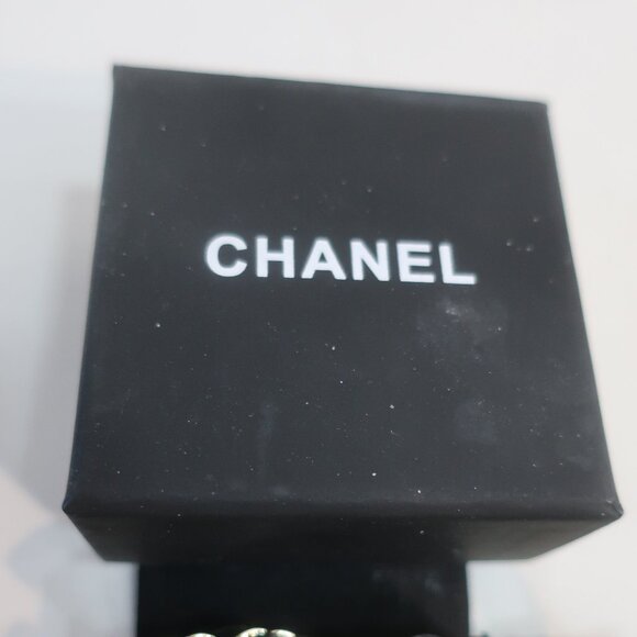 NWOT Authentic Chanel Black Gold Interlocked CC Logo Leather Strap Stud Earrings - Picture 5 of 7